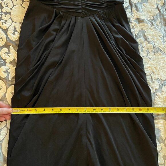 Vicky Tiel Black Strapless Long Gown with Elegant Ruching and Front Slit - Picture 16 of 16